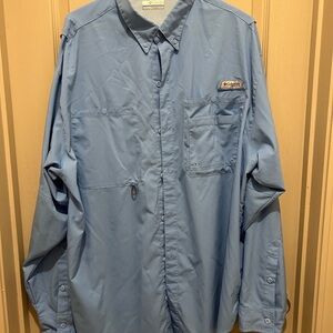 Columbia Sky Blue Button-Up Shirt
